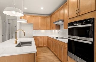320 Martins Landing 410, North Reading, MA 01864