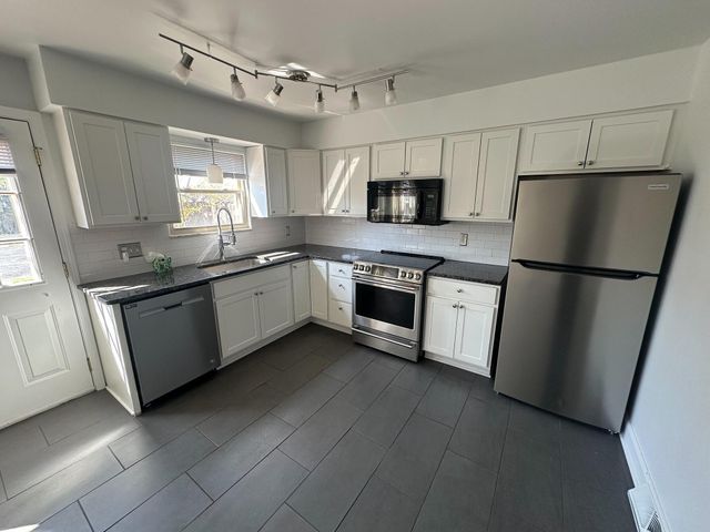 4865 Dierker Road, Columbus, OH 43220