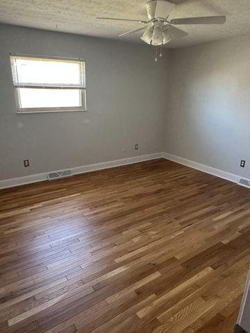 4865 Dierker Road, Columbus, OH 43220