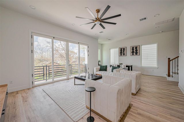 4207 Ward Street, Houston, TX 77021