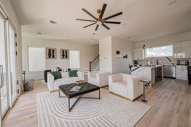 4207 Ward Street, Houston, TX 77021