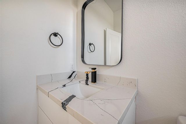 4207 Ward Street, Houston, TX 77021