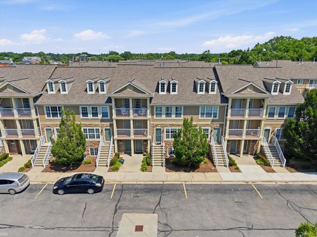 157 Evergreen Trail, Lake Orion, MI 48362