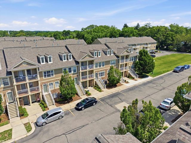 157 Evergreen Trail, Lake Orion, MI 48362