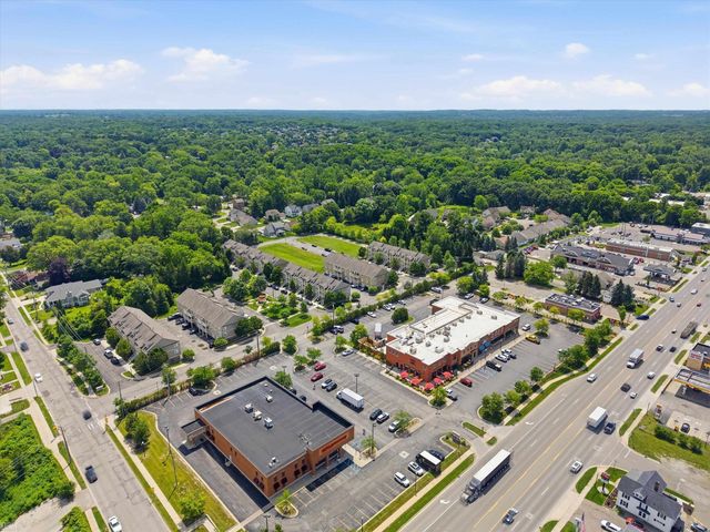 157 Evergreen Trail, Lake Orion, MI 48362