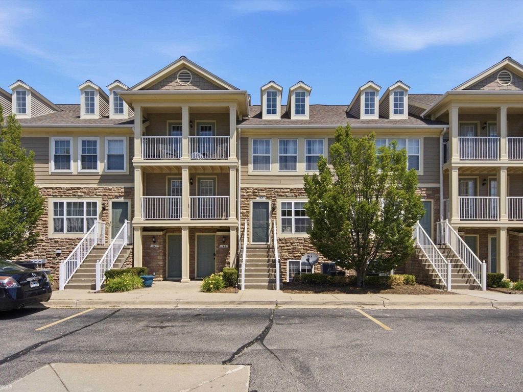 157 Evergreen Trail, Lake Orion, MI 48362