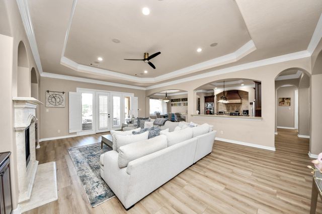 3603 Paseo Royale Boulevard, Richmond, TX 77406