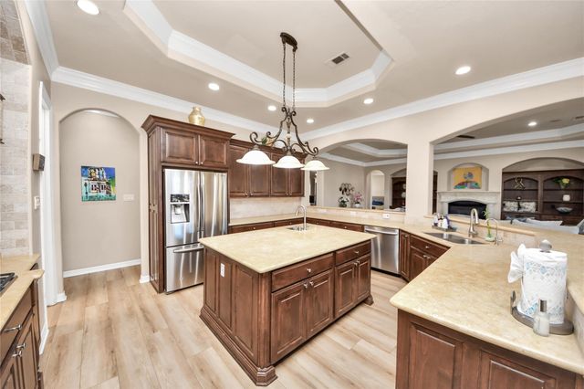 3603 Paseo Royale Boulevard, Richmond, TX 77406