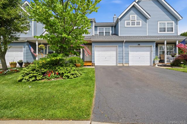94 Broadlawn Drive, Central Islip, NY 11722