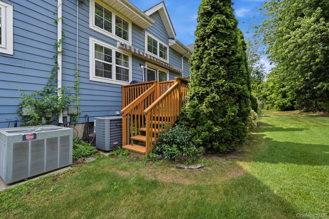 94 Broadlawn Drive, Central Islip, NY 11722