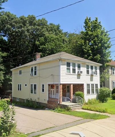 105-107 Warwick Rd, Newton, MA 02465