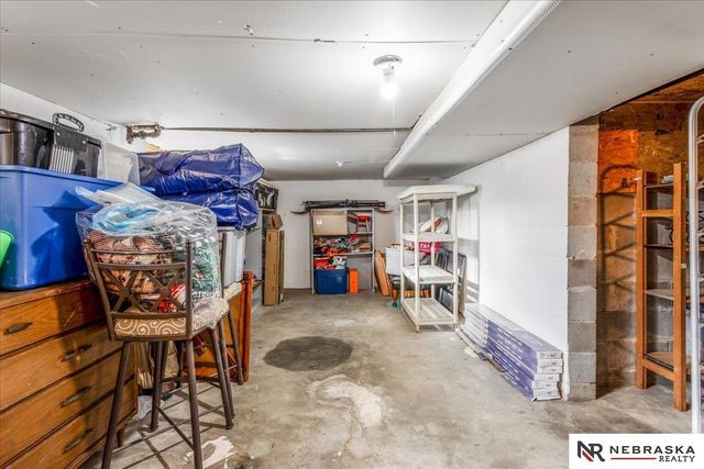 6322 Hamilton Street, Omaha, NE 68132