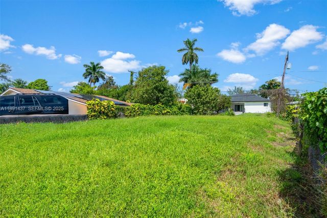 1453 NE 117th Street, Miami, FL 33161
