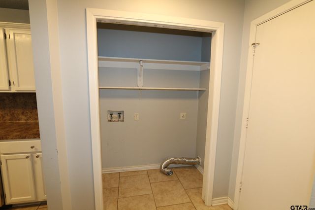 963 Creekside Drive, Tyler, TX 75703