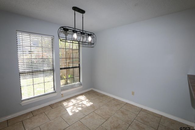 963 Creekside Drive, Tyler, TX 75703