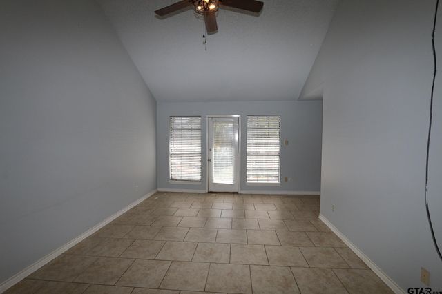 963 Creekside Drive, Tyler, TX 75703