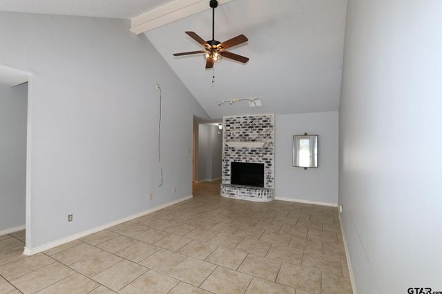 963 Creekside Drive, Tyler, TX 75703