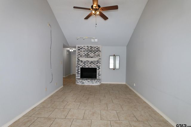 963 Creekside Drive, Tyler, TX 75703