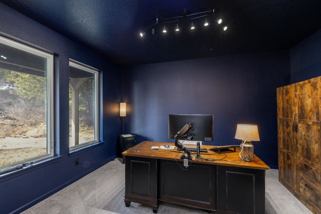 6670 Stoneridge Way, Nine Mile Falls, WA 99006