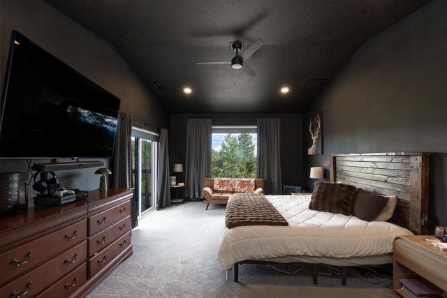 6670 Stoneridge Way, Nine Mile Falls, WA 99006
