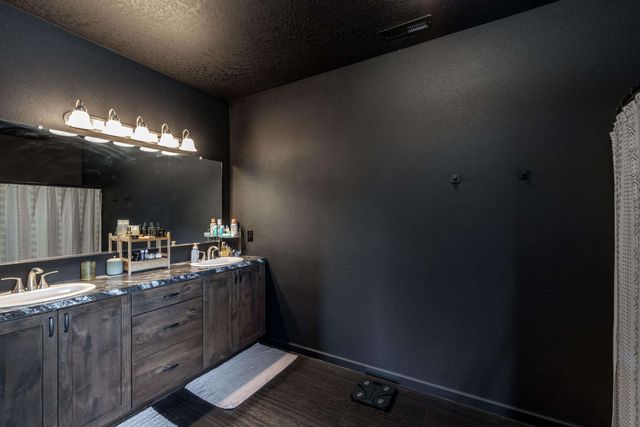 6670 Stoneridge Way, Nine Mile Falls, WA 99006