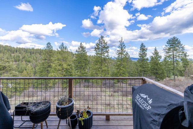 6670 Stoneridge Way, Nine Mile Falls, WA 99006