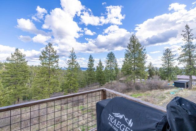 6670 Stoneridge Way, Nine Mile Falls, WA 99006