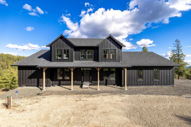 6670 Stoneridge Way, Nine Mile Falls, WA 99006