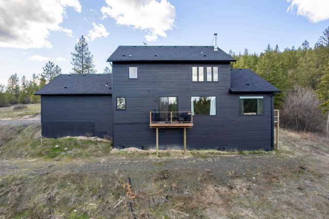 6670 Stoneridge Way, Nine Mile Falls, WA 99006