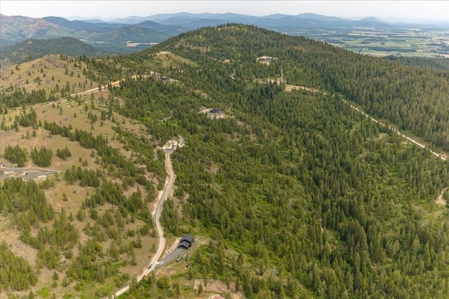 6670 Stoneridge Way, Nine Mile Falls, WA 99026