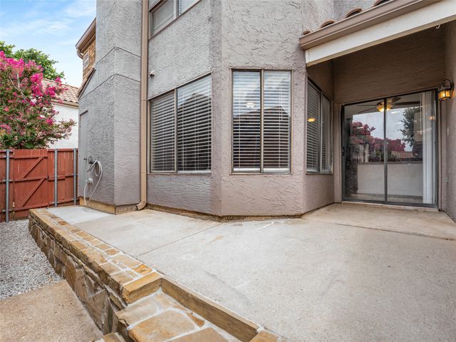 4242 N Capistrano Drive 235, Dallas, TX 75287