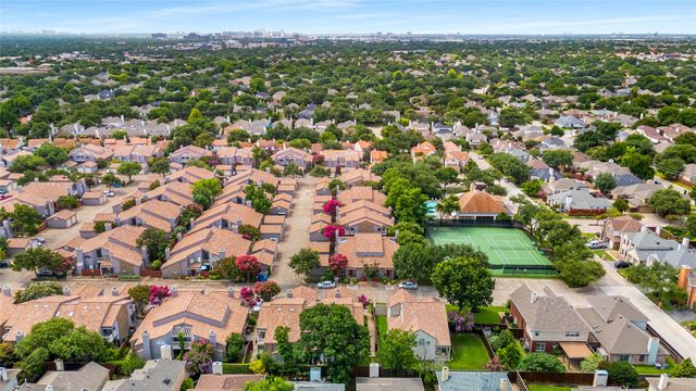 4242 N Capistrano Drive 235, Dallas, TX 75287