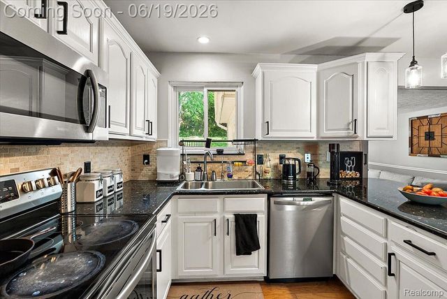 11387 Mart Road, Green Oak Township, MI 48189