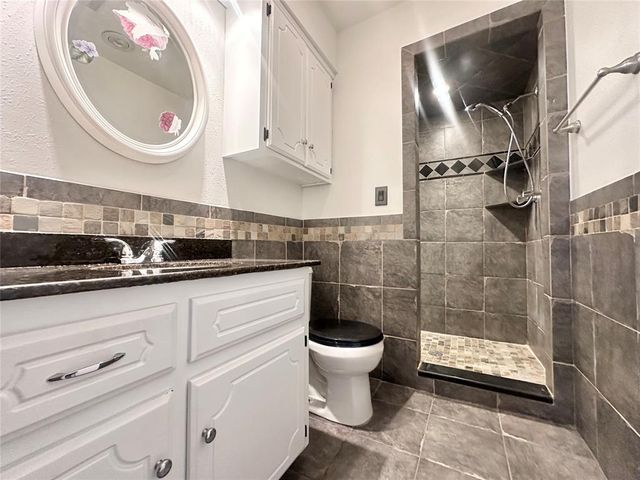 7 Tawana Drive, Shawnee, OK 74804