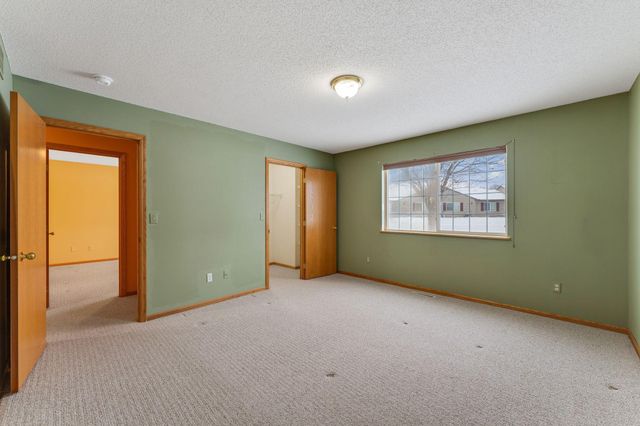 4913 34th Court NW, Rochester, MN 55901