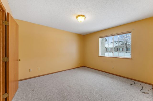 4913 34th Court NW, Rochester, MN 55901