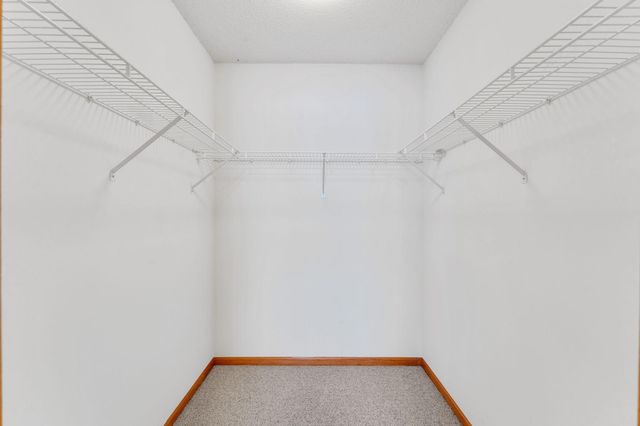 4913 34th Court NW, Rochester, MN 55901