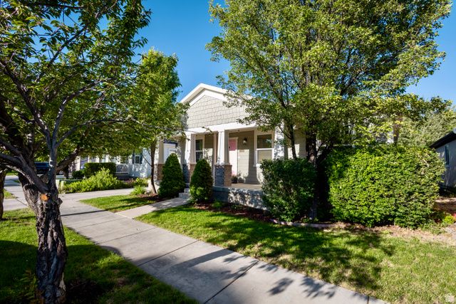 11751 S LAKE RUN RD, South Jordan, UT 84009