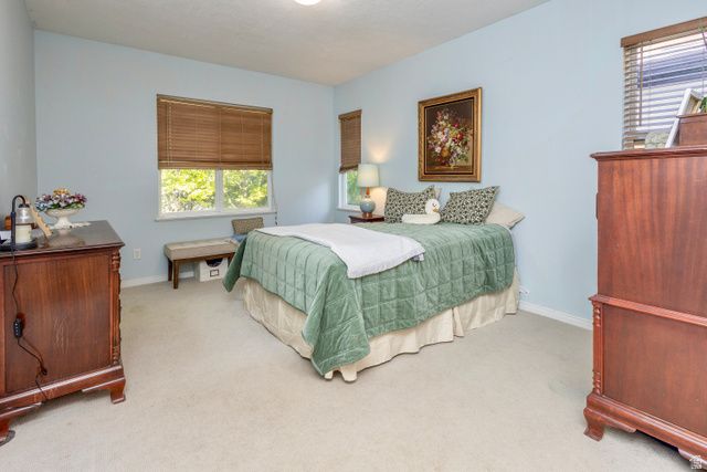11751 S LAKE RUN RD, South Jordan, UT 84009