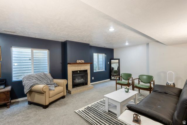 11751 S LAKE RUN RD, South Jordan, UT 84009