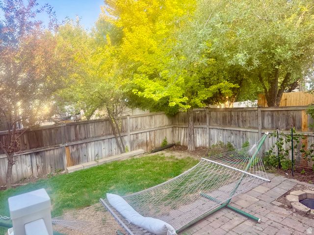 11751 S LAKE RUN RD, South Jordan, UT 84009