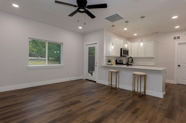 6675 Half Elm Street, Frisco, TX 75034