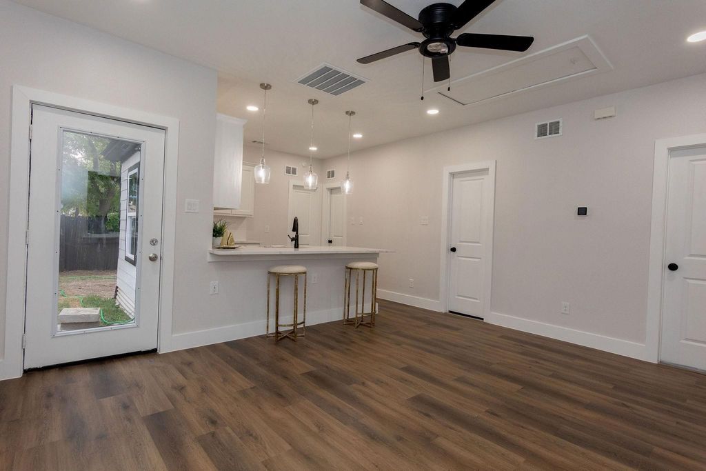 6675 Half Elm Street, Frisco, TX 75034