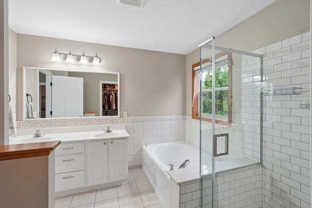 8962 Peony Lane N, Maple Grove, MN 55311