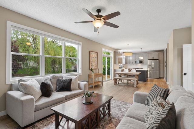 8962 Peony Lane N, Maple Grove, MN 55311