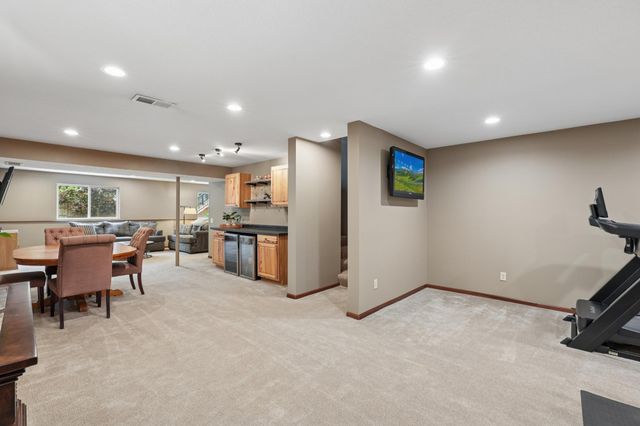 8962 Peony Lane N, Maple Grove, MN 55311