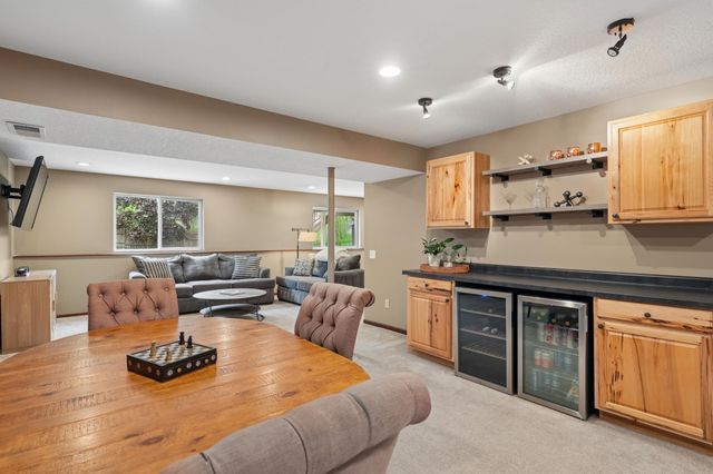 8962 Peony Lane N, Maple Grove, MN 55311