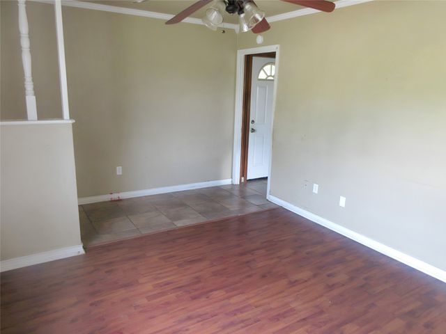 8607 Nesom Court, Shreveport, LA 71106