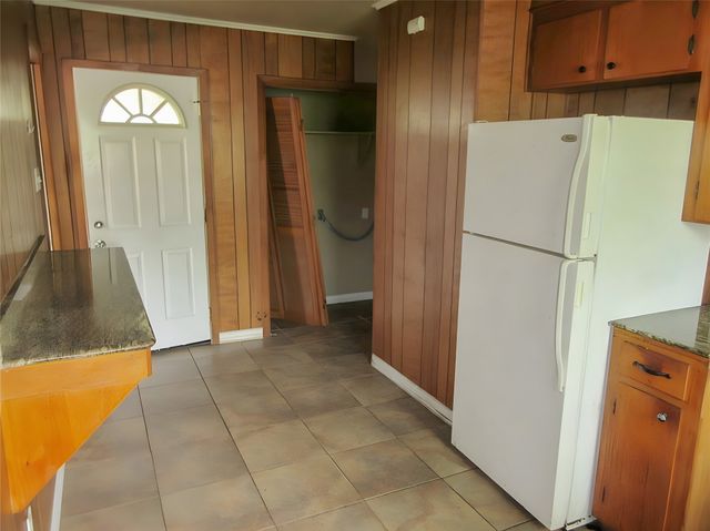 8607 Nesom Court, Shreveport, LA 71106
