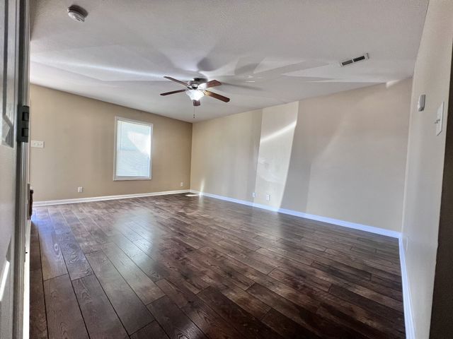 521 Patriot Park Ct Unit A, Clarksville, TN 37042